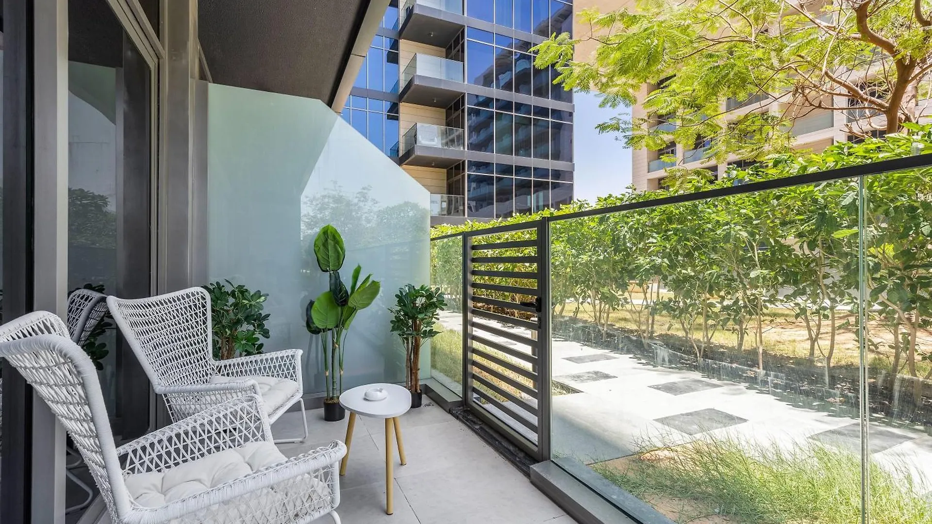 Silkhaus Luxury 1Bdr Near Nyu Abu Dhabi 아파트